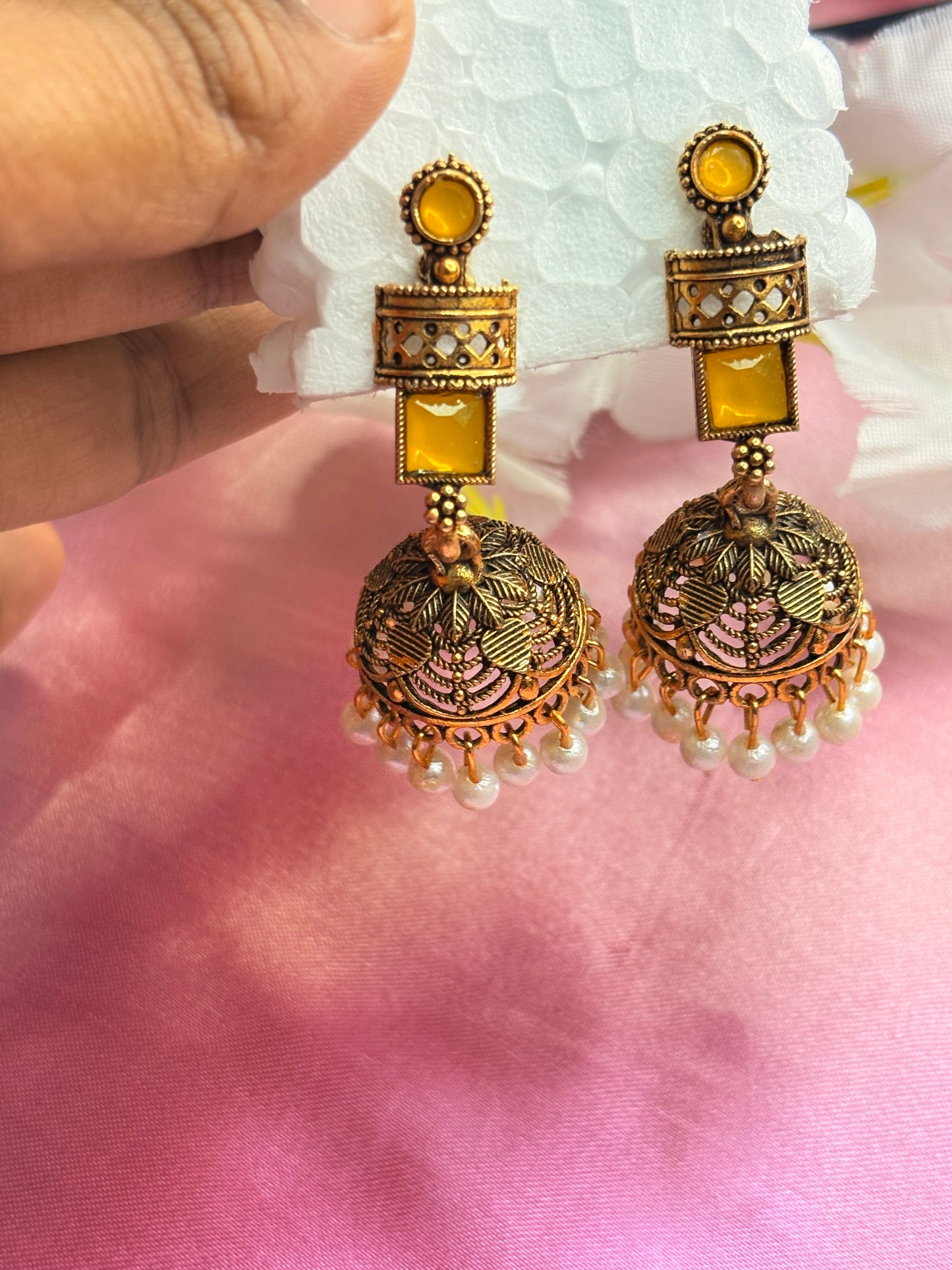 Yellow gemstone with pearls earrings
