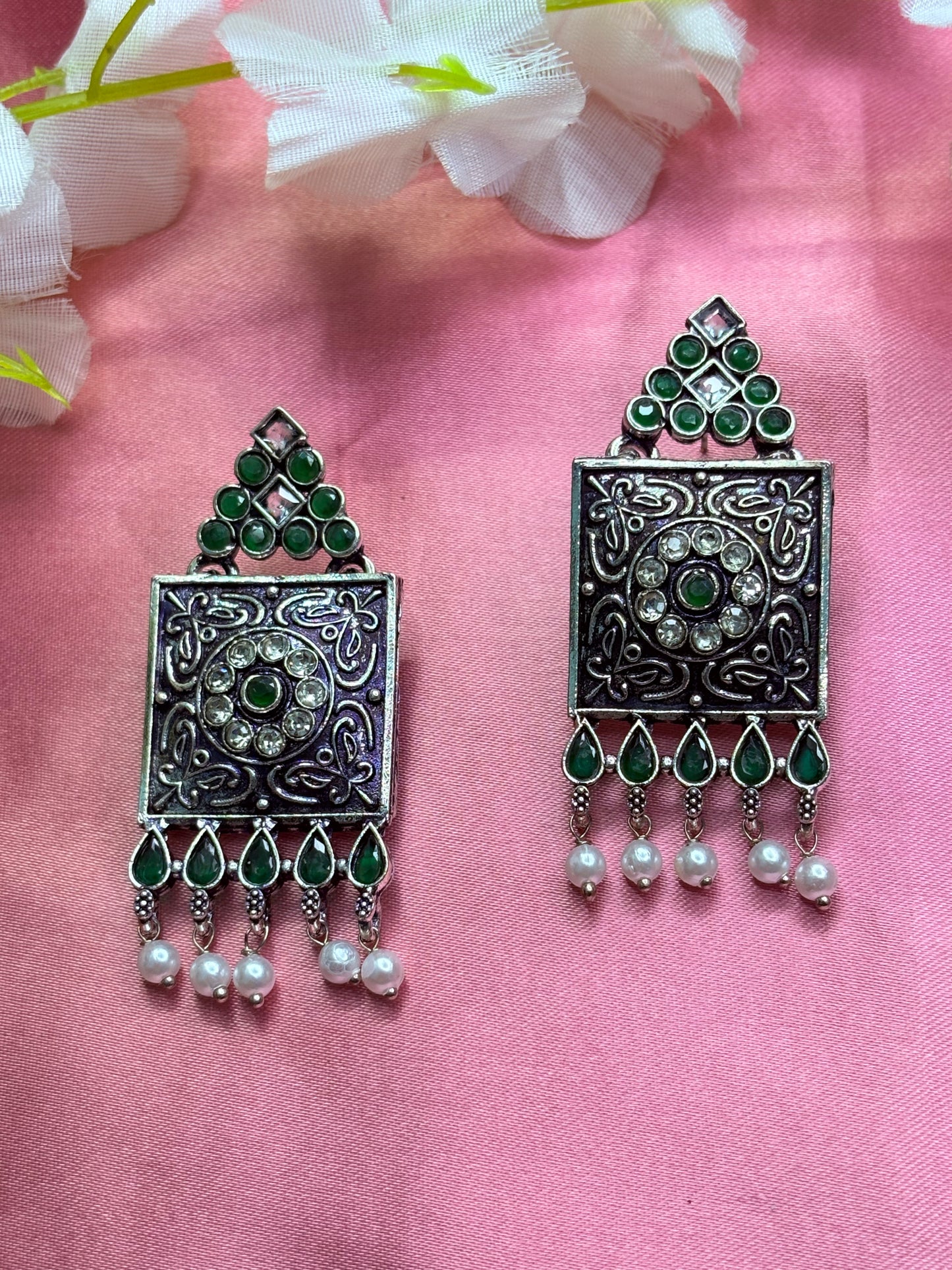 Green Stone With Pearls Earrings