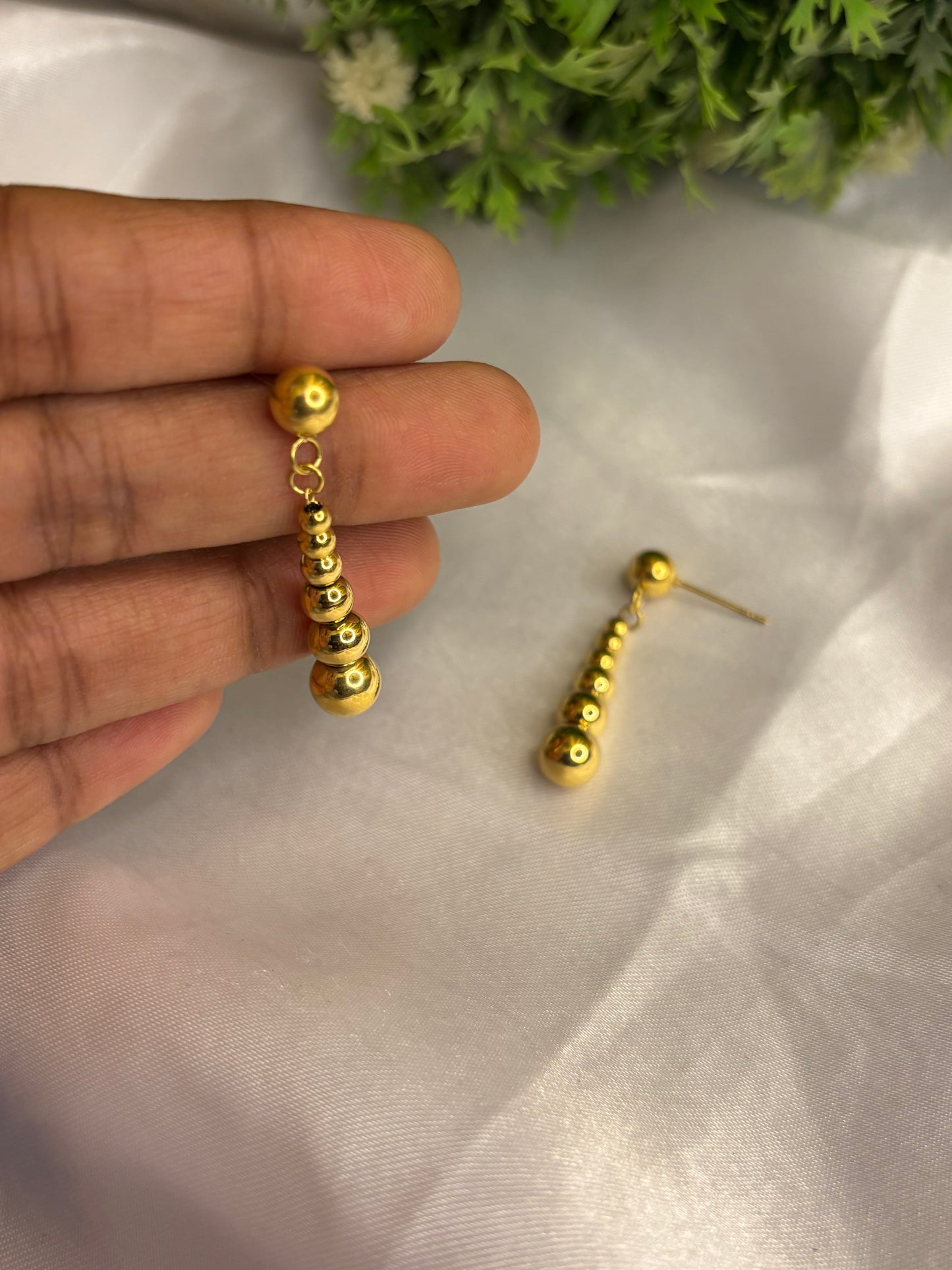 Boll Earrings