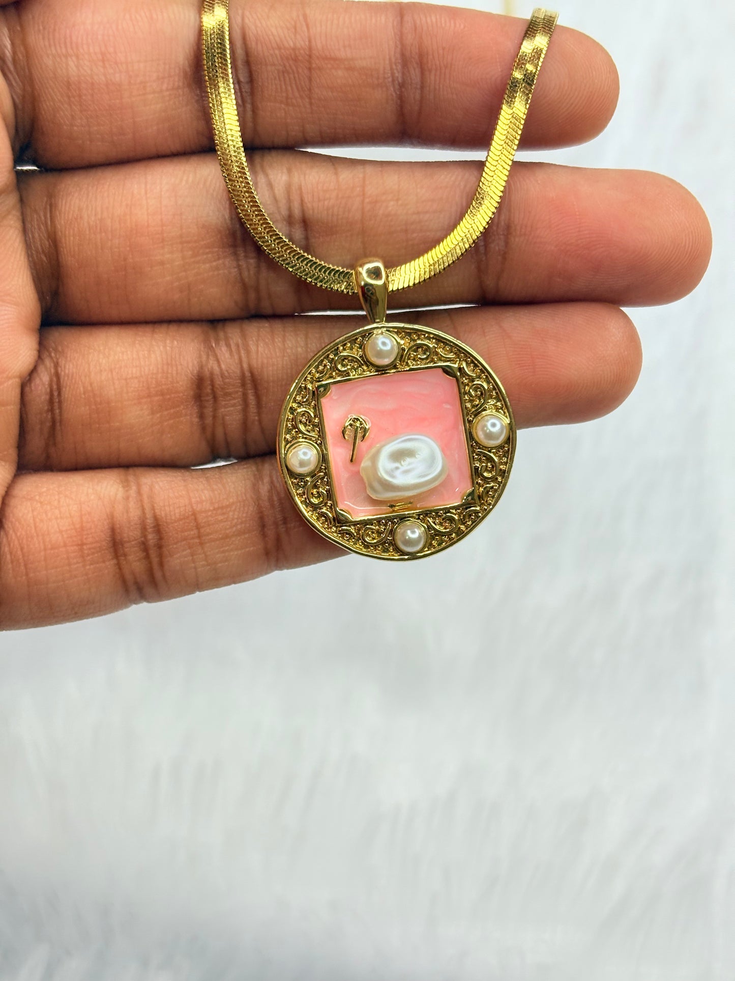 Paris Pendant Necklace