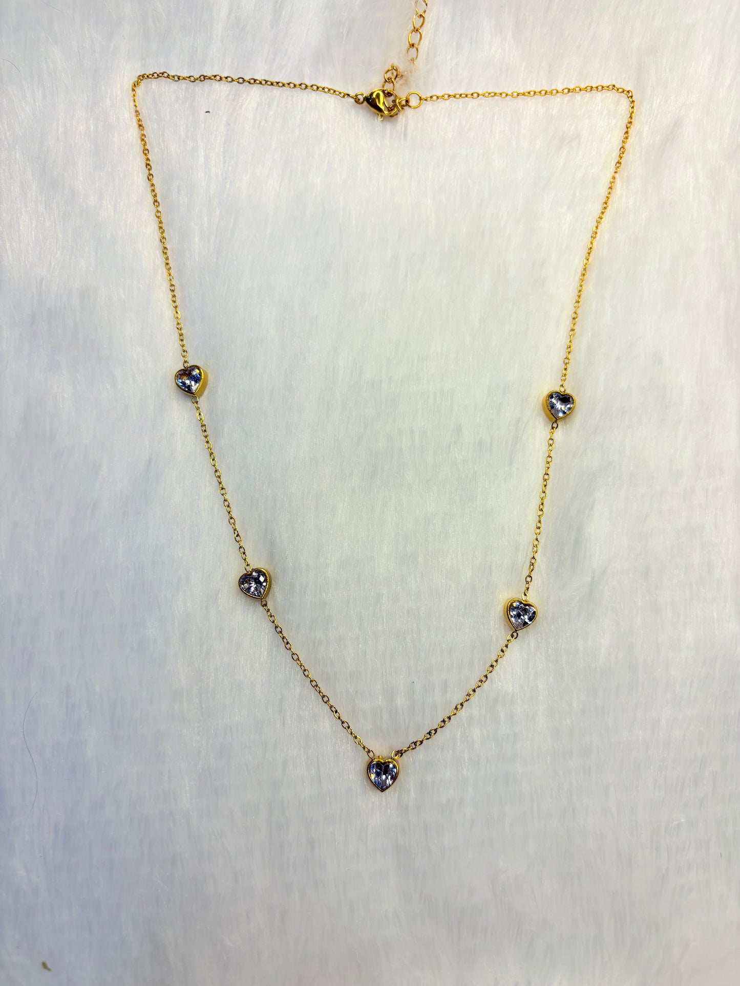 White Heartshaped Nacklace Set With Earrings