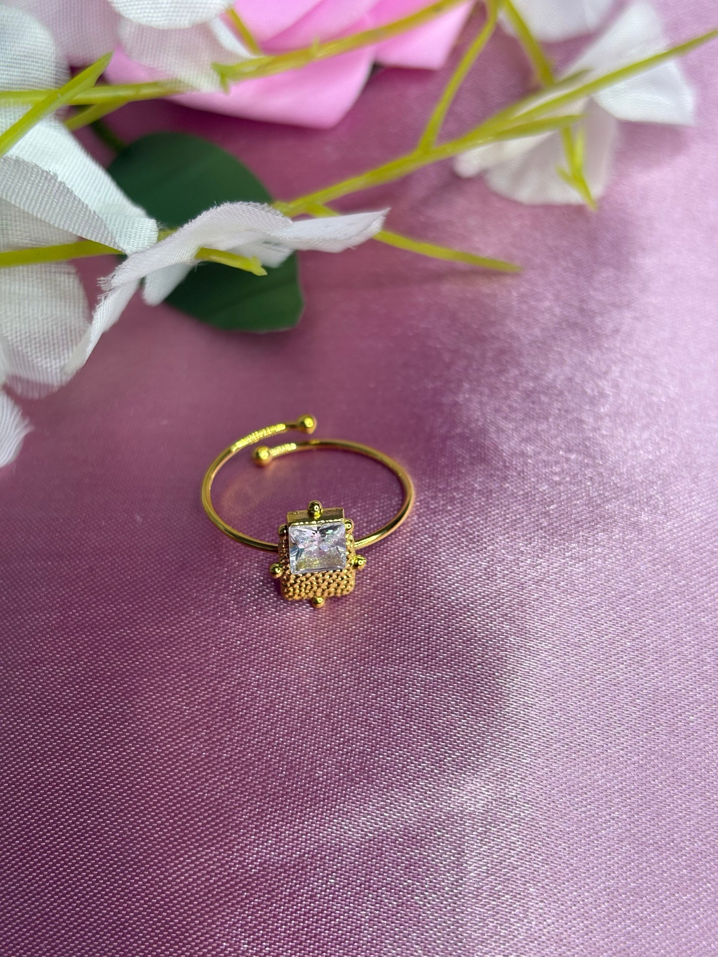 Whitestone Nova Ring