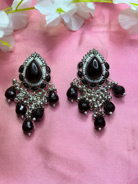 Black beads with black kundan earrings