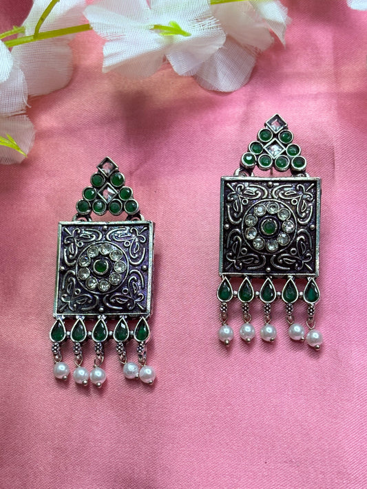 Green Stone With Pearls Earrings