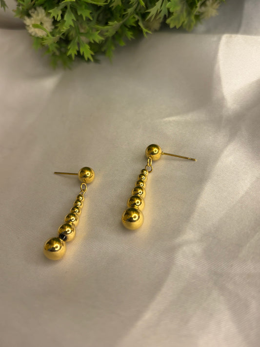 Boll Earrings