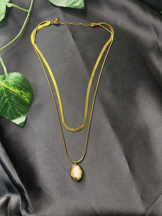 Doble layer with pendant Necklace
