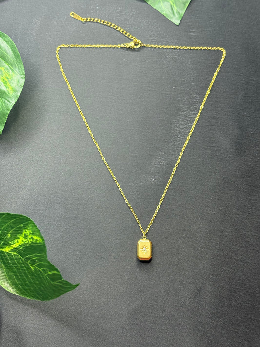 Drop pendant Necklace