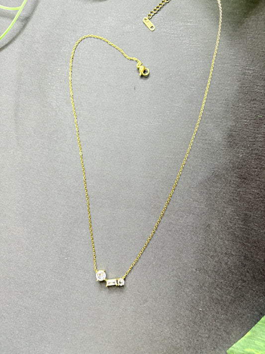 Triple white pendant Necklace