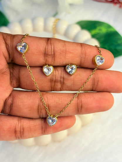 White Heartshaped Nacklace Set With Earrings