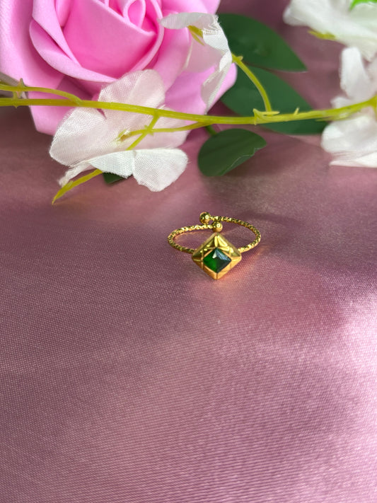 Green Nova Ring