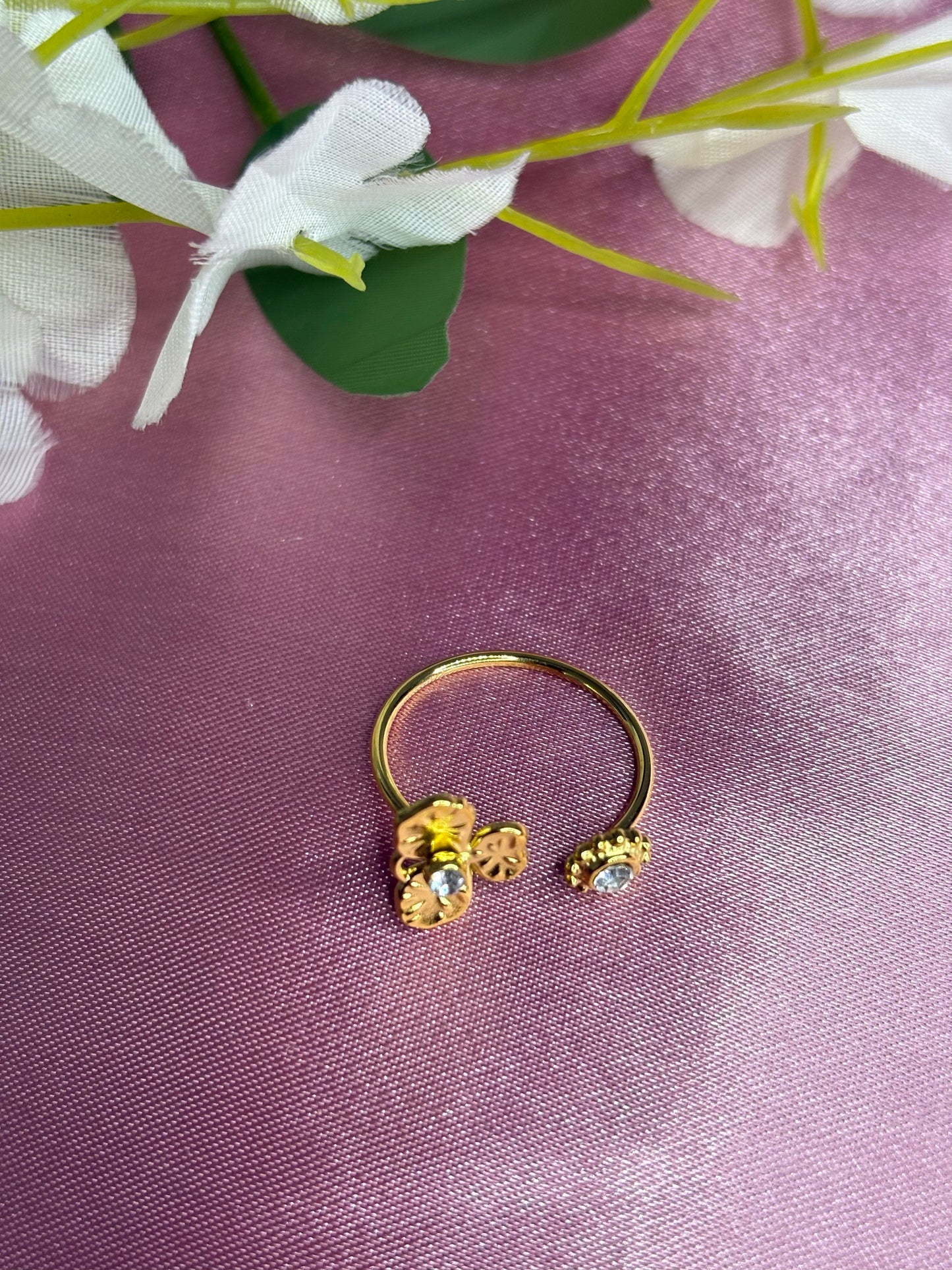 Small Flower Nova Ring