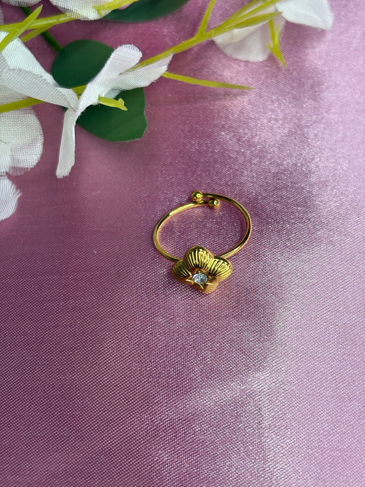 White Star Nova Ring