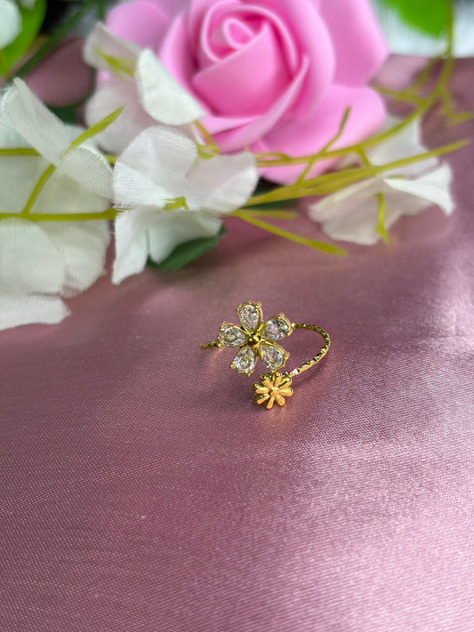 White Queen Nova Ring